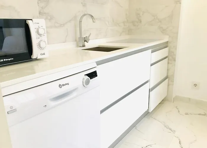 Modern And Design Near The With Large Swimming Pools