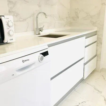 Modern And Design Near The With Large Swimming Pools