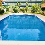 Apartament Modern And Design Near The With Large Swimming Pools