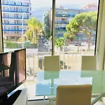 Modern And Design Near The With Large Swimming Pools Apartment