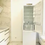 Modern And Design Near The With Large Swimming Pools *